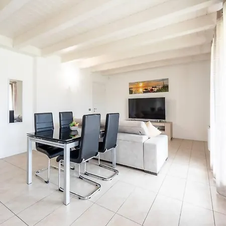 Gardalandluxuryapartment Pool & Free Parking Ronchi  Extérieur photo